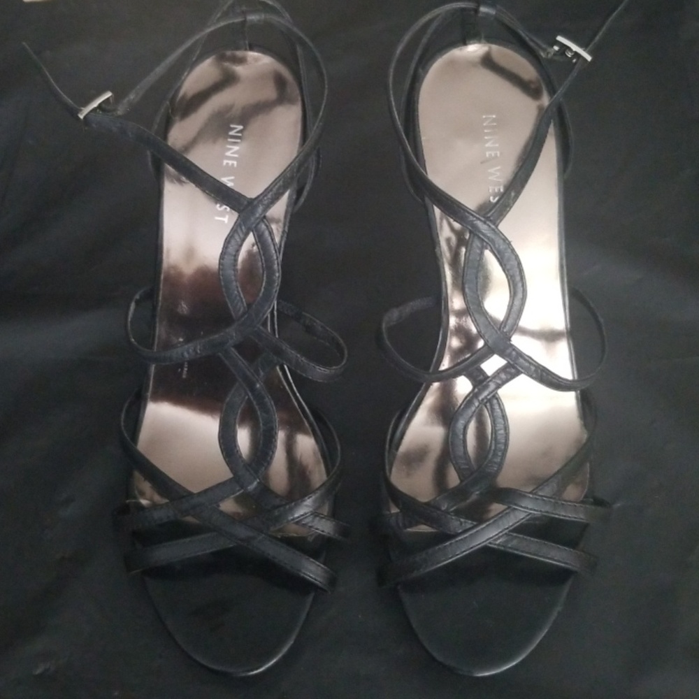 Used Nine west dress sandals